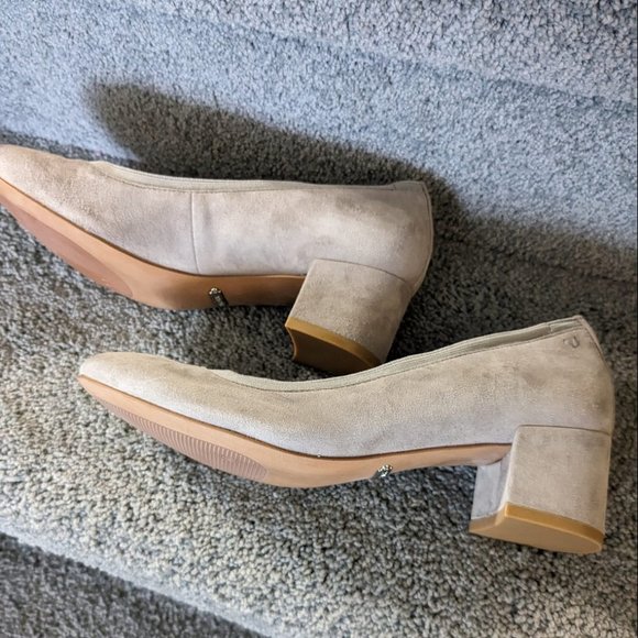 DYT T2 Vionic Natalie suede pumps 6.5 Like New - Picture 2 of 4